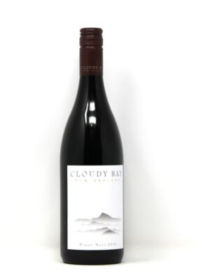 CLOUDY BAY PINOT NOIR